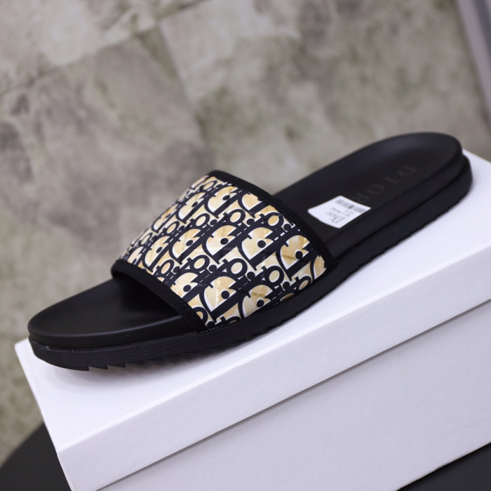 DIOR SLIPPERS