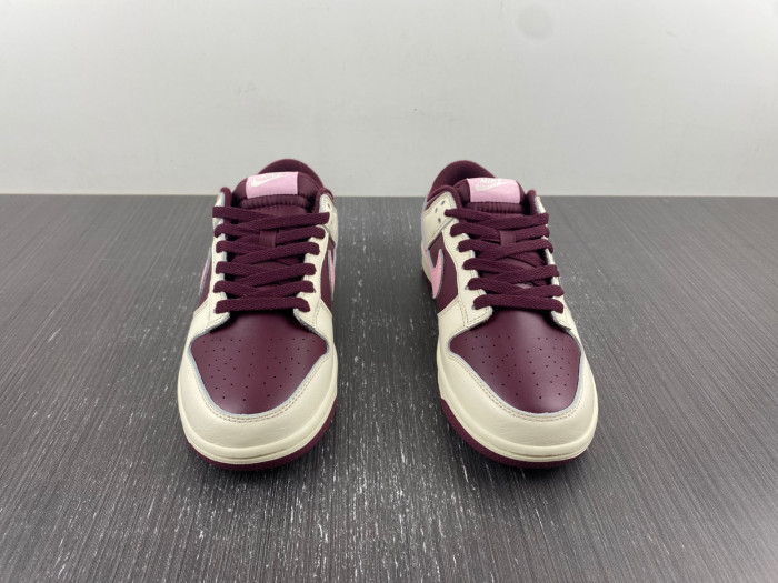 nike dunk low valentine