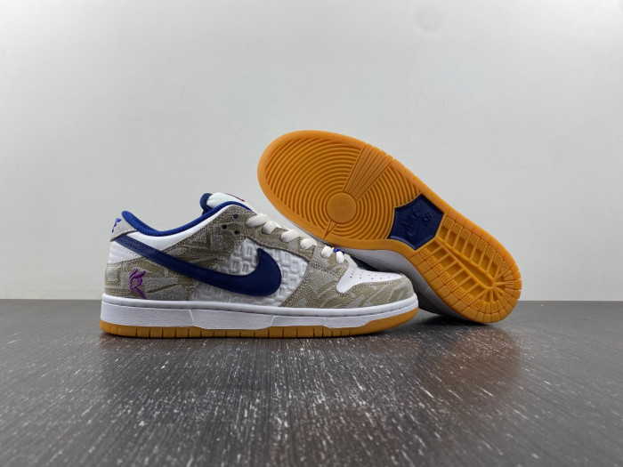 rayssa leal x dunk low sb 