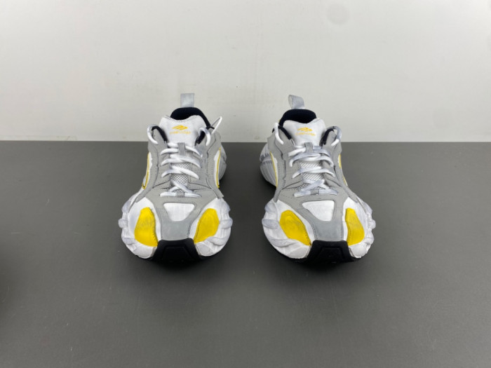 BLCG Sneaker 825418 WDWTS 1971