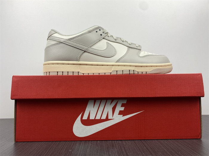 nike dunk low sail light bone (w) - dd1503-107