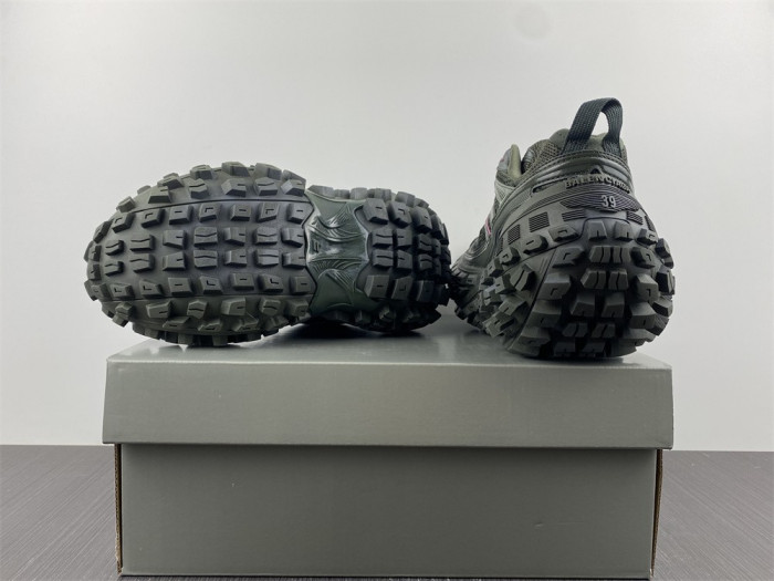 blcg defender sneaker in dark green mesh and nylon yu8907-5698362