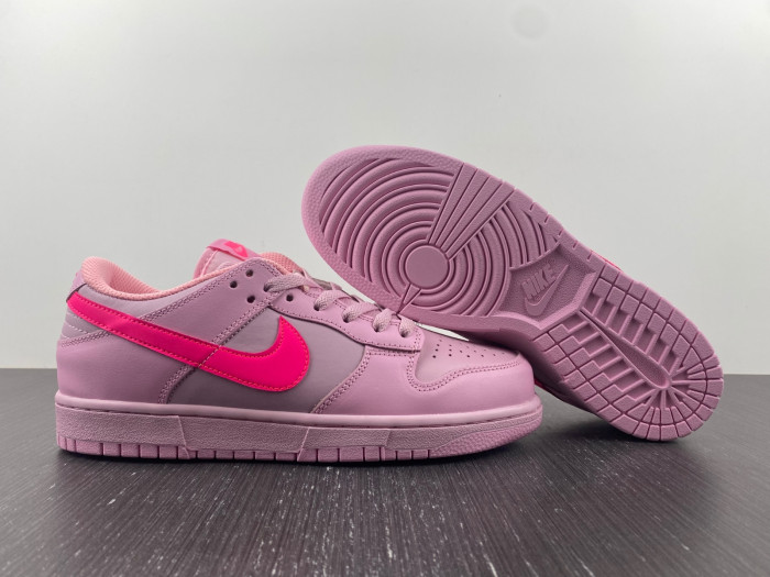 nike dunk low triple pink (ps) - dh9756-600