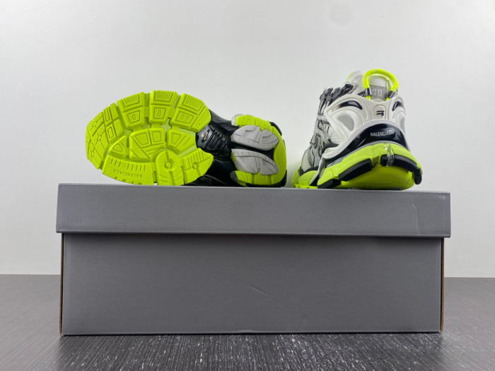 blcg runner sneaker bm5623-023