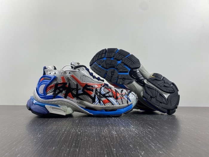 blcg runner sneaker 677403-w3rb6-1264