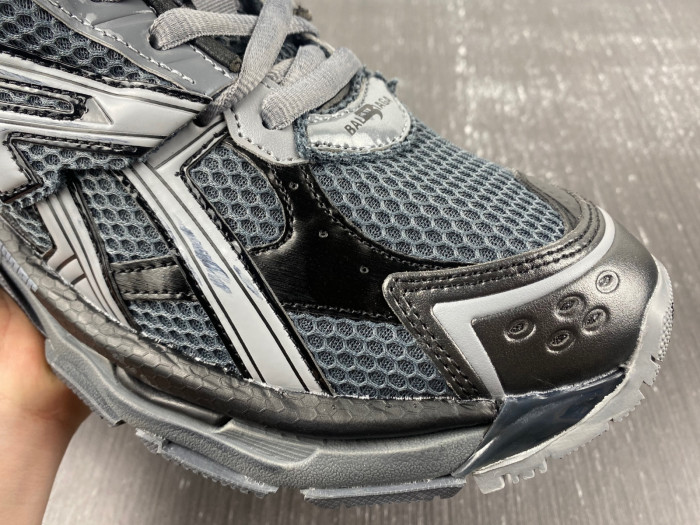 blcg runner sneaker bm5623-021