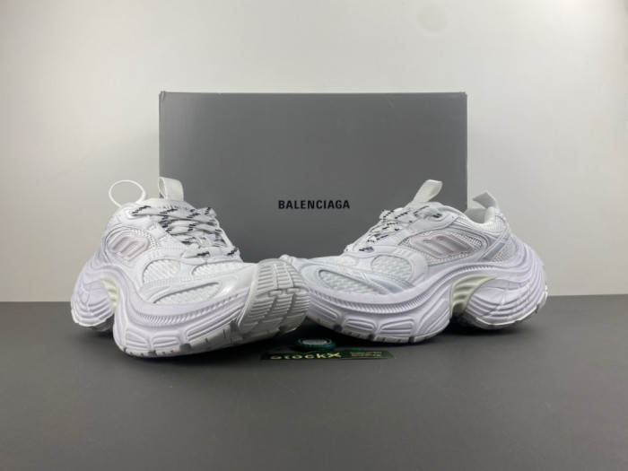 BLCG Sneaker 825418 WDWTS 1979