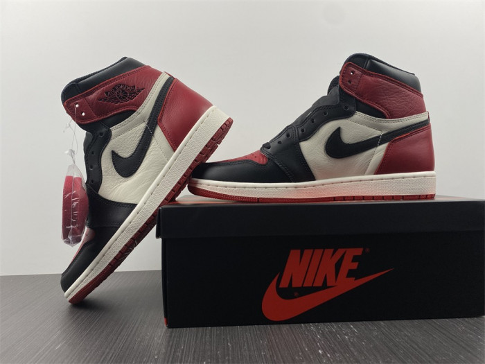 air jordan 1 retro high bred toe 555088-610