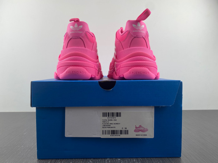 blcg sneaker triple.s sneakers 536737 w2fad 42887