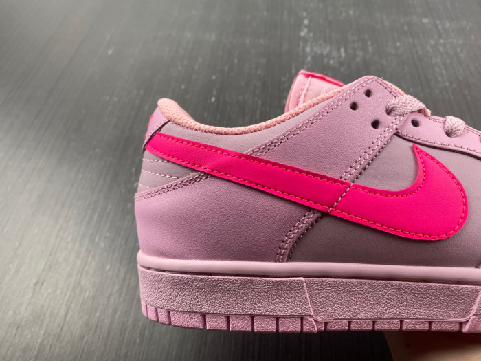 nike dunk low triple pink (ps) - dh9756-600