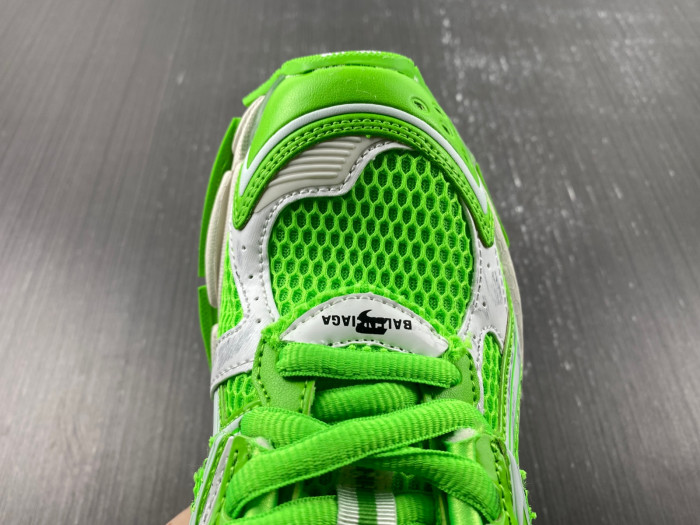 blcg runner sneaker bm5623-013