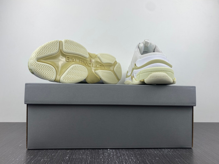 blcg sneaker triple.s sneakers bl5632-008