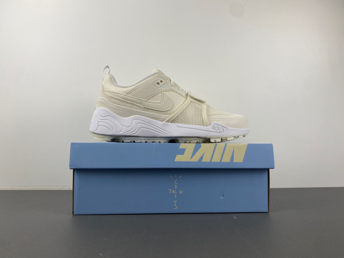 Travis Scott x Nike Zoom Field Jaxx "Sail" HQ3061-100