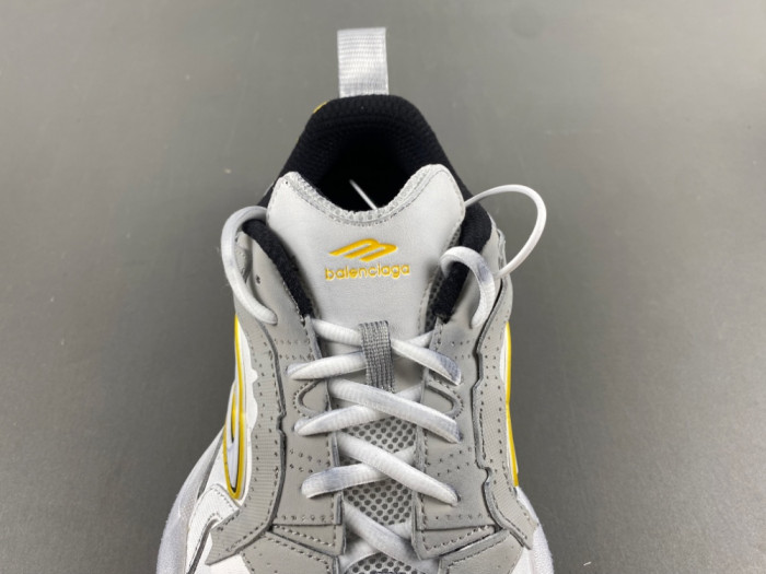 BLCG Sneaker 825418 WDWTS 1971