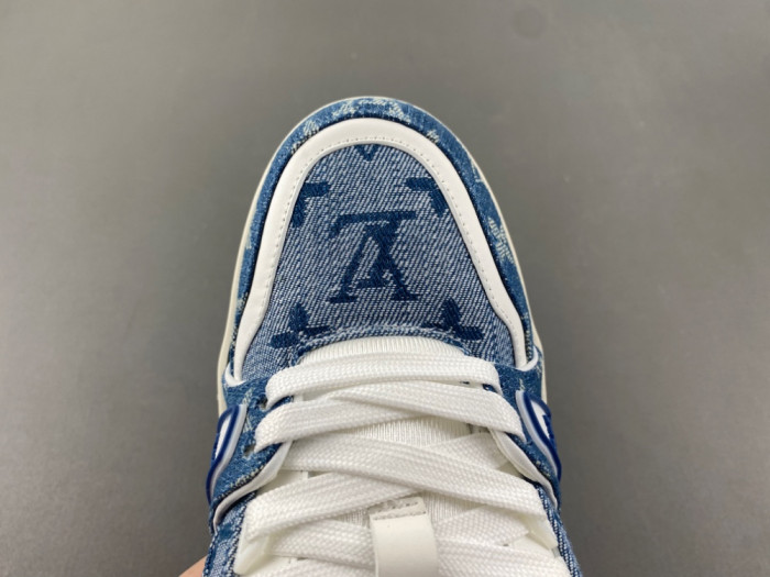 1V TRAINER 1V0425-322