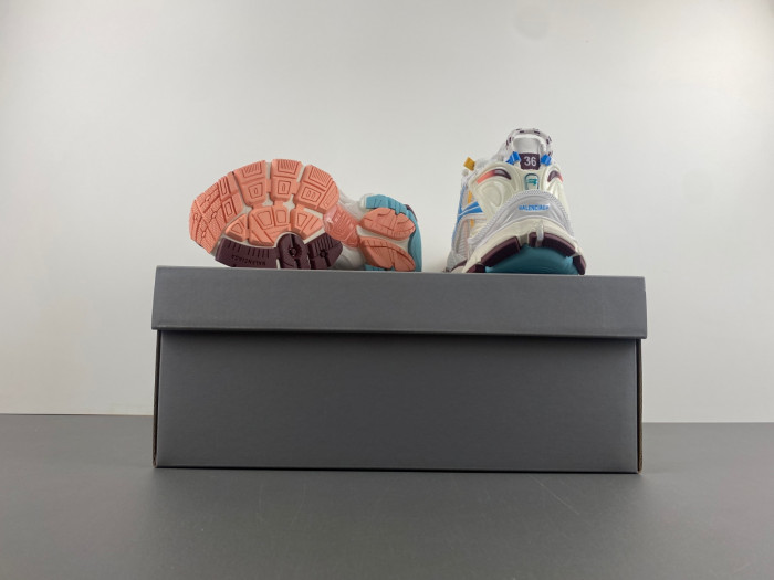 Nike Air Max 1 "Hot Sauce" HF7746-100