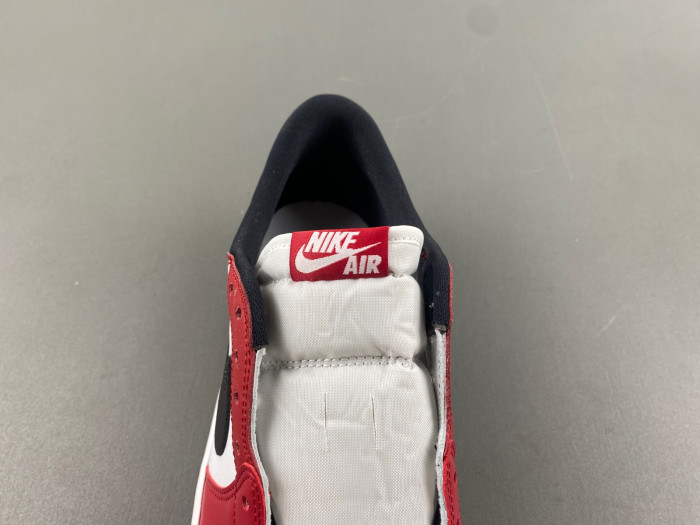 Air Jordan 1 Retro Low OG 