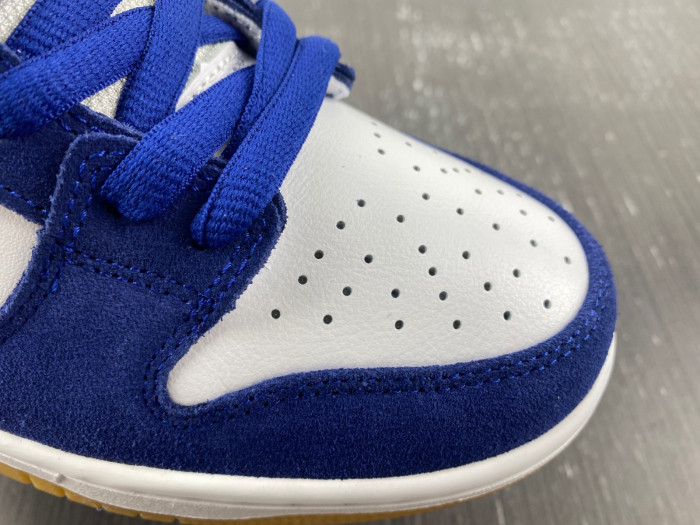 nike sb dunk low "dodgers" do9395-400