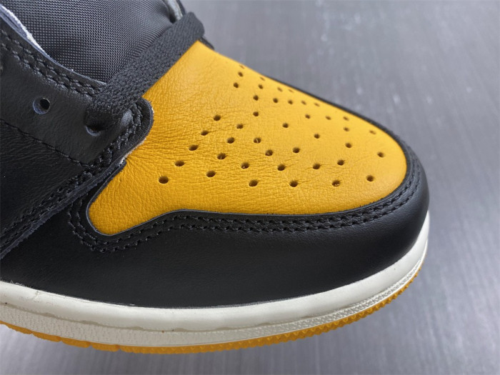 air jordan 1 high og "yellow toe" 555088-711