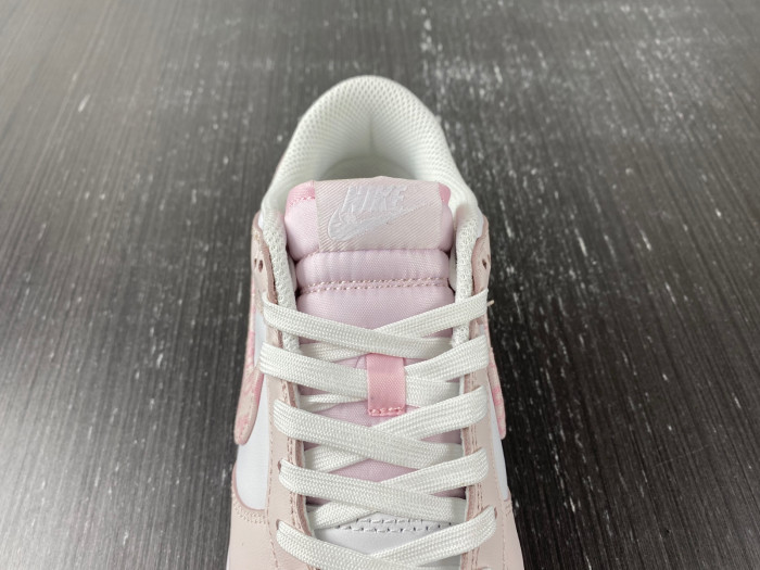 nike dunk low "pink paisley" fd1449-100