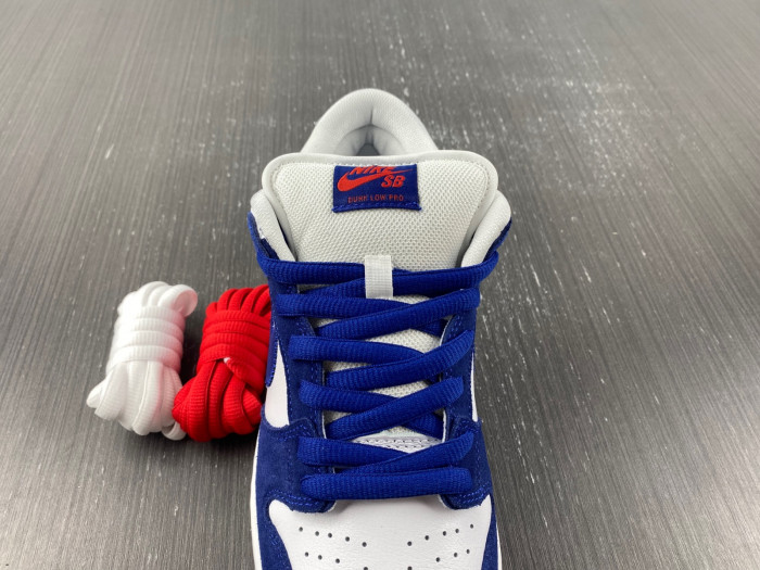 nike sb dunk low "dodgers" do9395-400