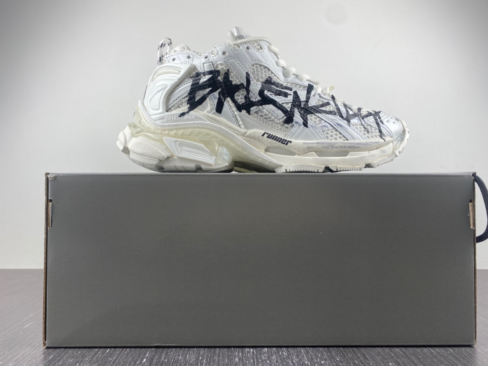 blcg runner sneaker bm5623-018