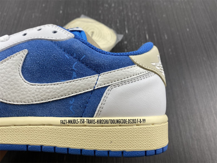 Travis Scott x Air Jordan 1 low Blue white CQ4277-212