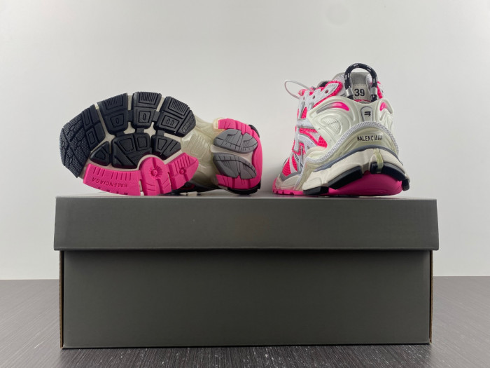 blcg runner sneaker bm5623-008