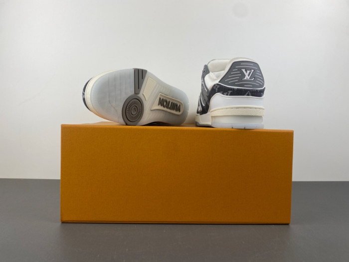 1V TRAINER 1V0425-321