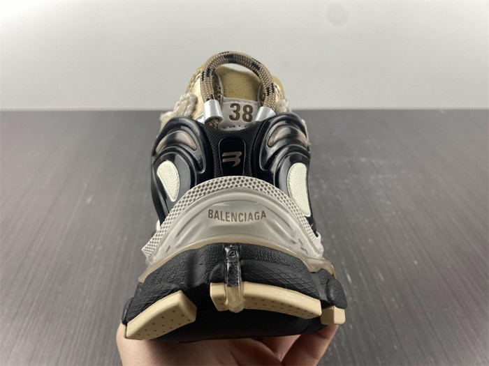 blcg runner sneaker uu563-089