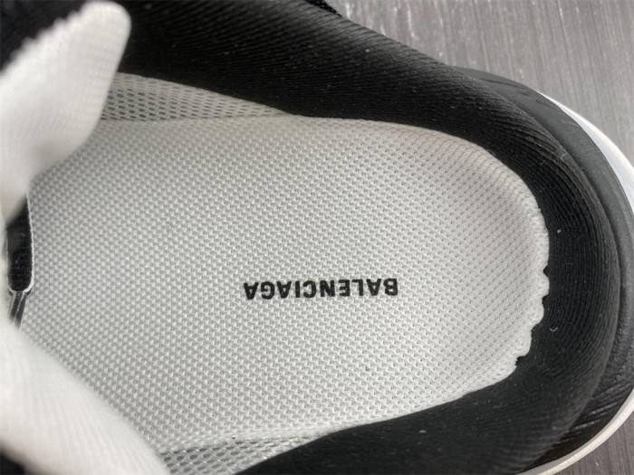 blcg wmns track mule 