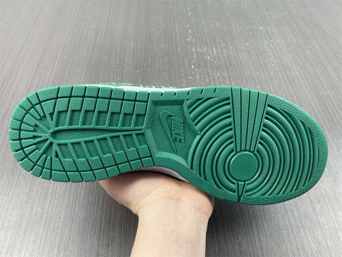 nike dunk low wmns green paisley dh4401-102