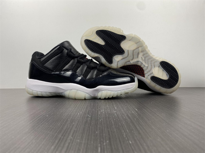 air jordan 11 low "72-10" av2187-001