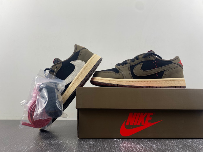KIDS Travis Scott x Air Jordan 1 Low 