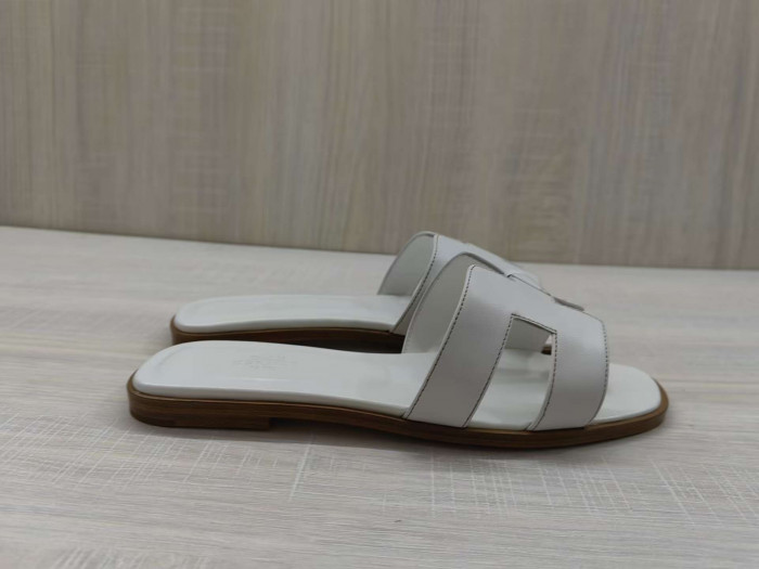 He*mes Slide CU526-2137