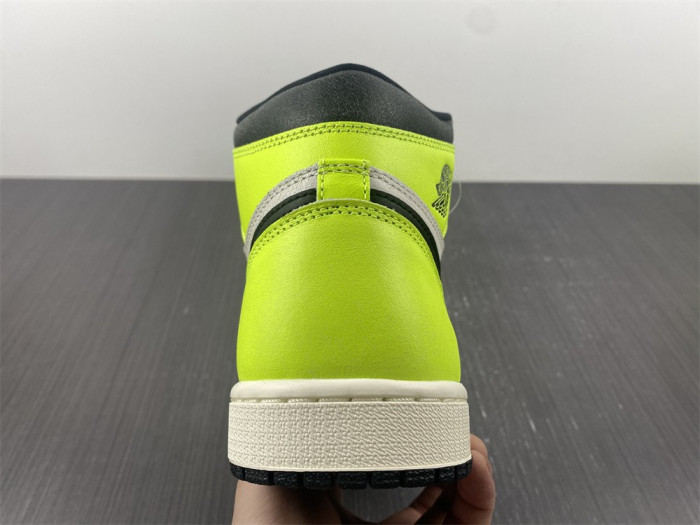 air jordan 1 high og "volt" 555088-702