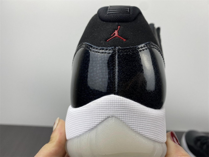 air jordan 11 low "72-10" av2187-001