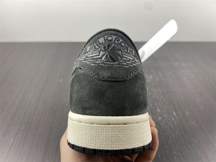 jordan 1 retro low og sp travis scott black phantom dm7866-001