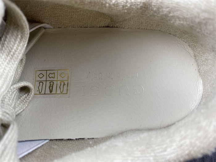 G*u*i low-top sneaker