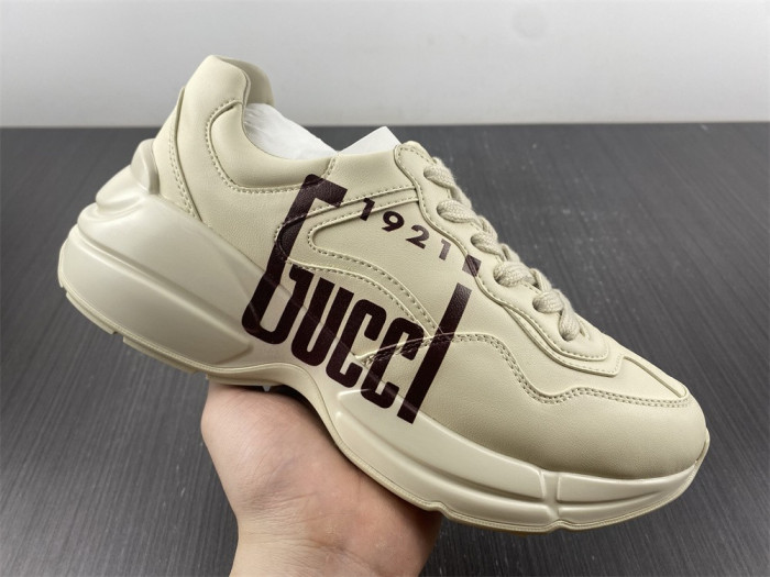 G*u*i trainer sneaker