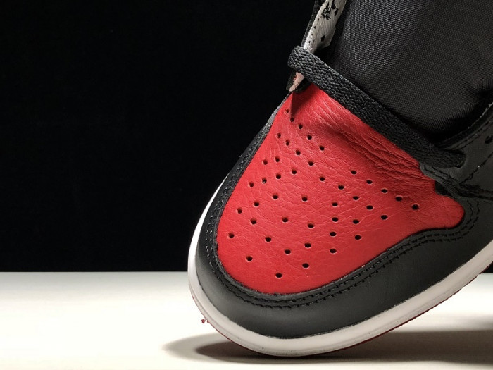 air jordan 1 retro high og banned bred black red 555088-001