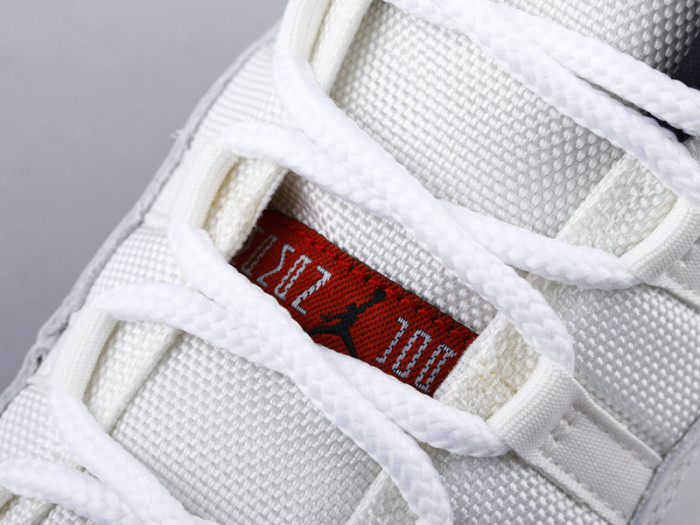 jordan 11 retro platinum tint (gs) 378038-016
