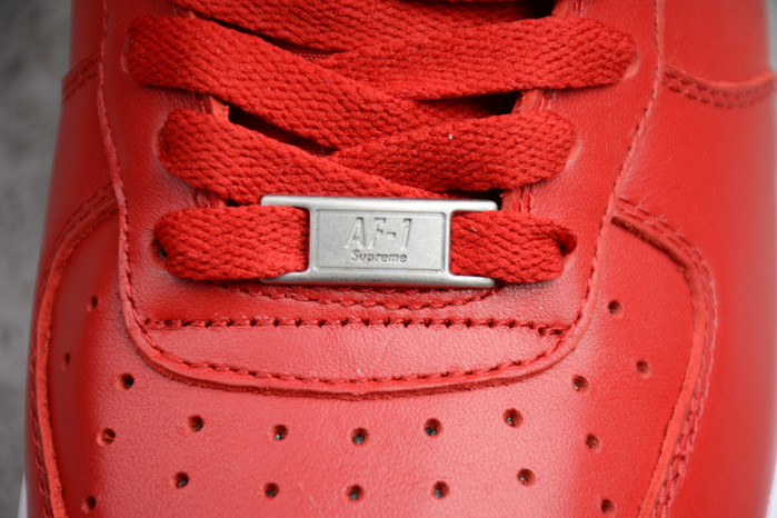 SUPREME NIKE AIR FORCE 1 HIGH SUPREME SP RED 698696-610