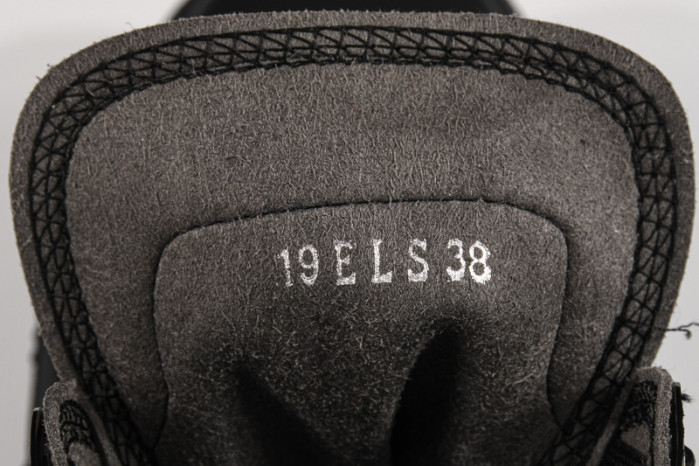 d10r b23 homme kaws high top sneaker