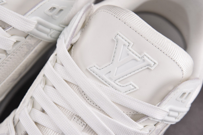 1V SNEAKERS 1V0425-279