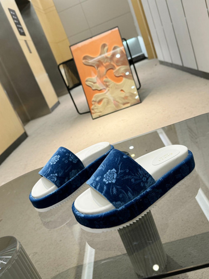 G*u*i slippers gu568-103