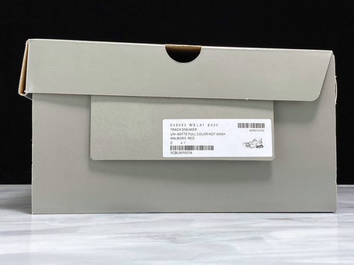 blcg track trainer red 542023w2la16000