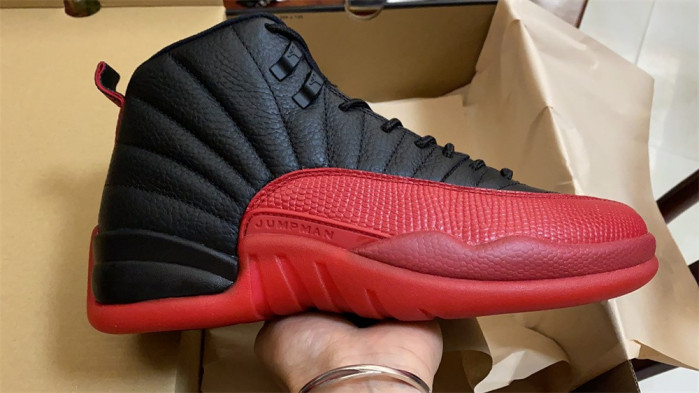 jordan 12 retro flu game (2016) - 130690-002