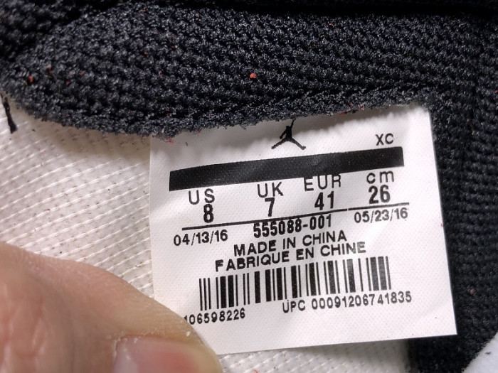 air jordan 1 retro high og banned bred black red 555088-001