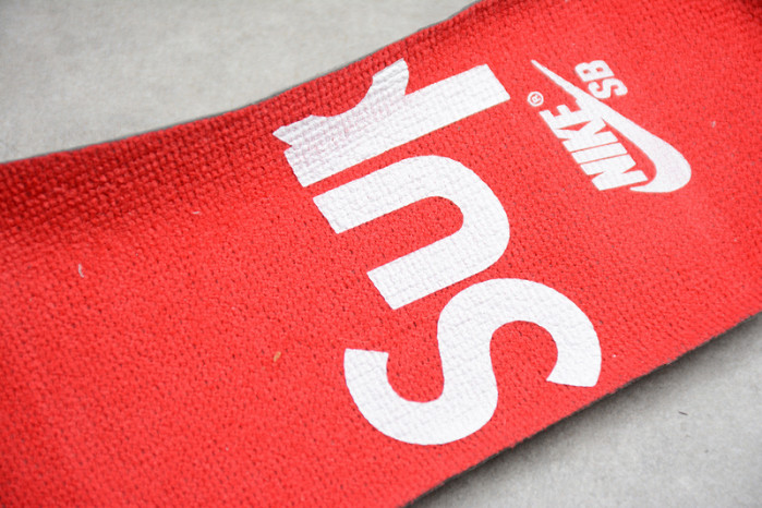 SUPREME X NIKE SB DUNK LOW VARSITY RED-WHITE CK3480-600